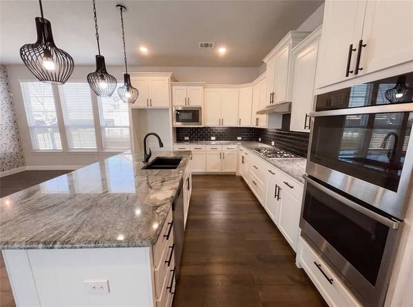 2221 Laguna Drive, Rowlett, TX 75088