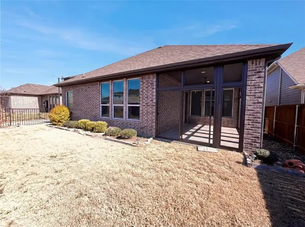 2221 Laguna Drive, Rowlett, TX 75088