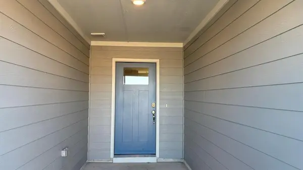 4207 CORNERSTONE Circle, Granbury, TX 76048