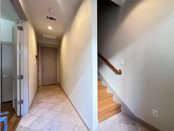 732 Cannen John Lane, Dallas, TX 75204