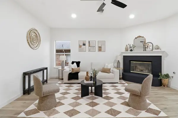 611 Joy Lane, Mansfield, TX 76063