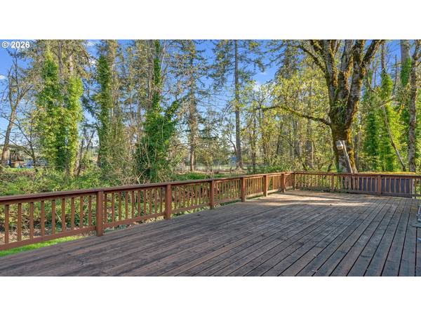 85255 CLOVERDALE RD, Creswell, OR 97426