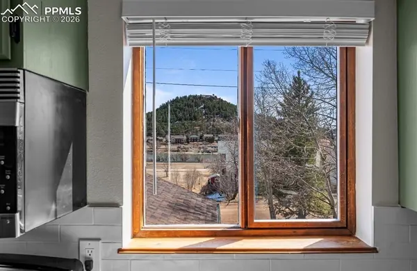 320 Columbine RD, Palmer Lake, CO 80133