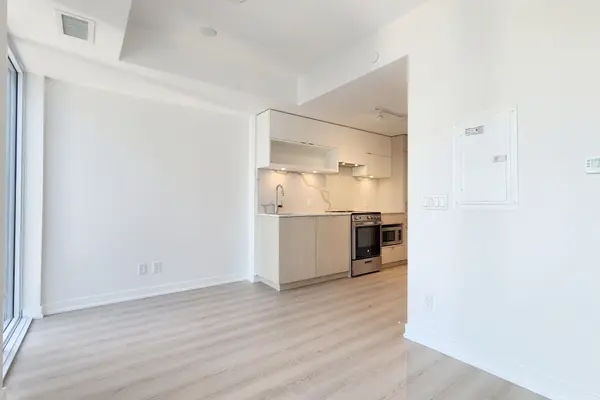 100 Queen ST E #1116, Toronto C08, ON M5C 0B5