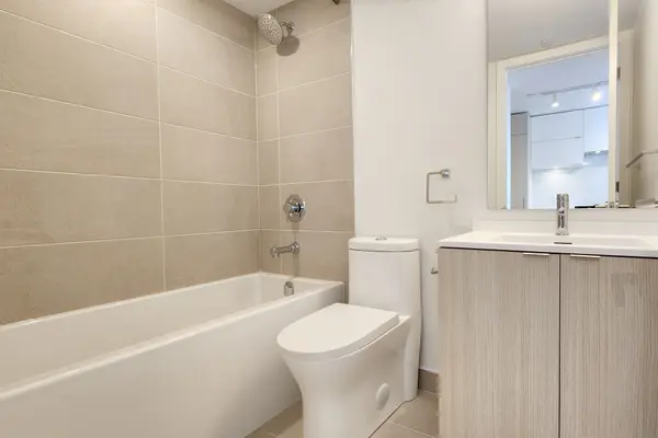 100 Queen ST E #1116, Toronto C08, ON M5C 0B5