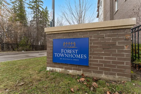 206 London LN, Ajax, ON L1T 0N5