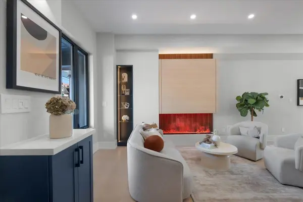 80 Symington AVE, Toronto W02, ON M6P 3W1