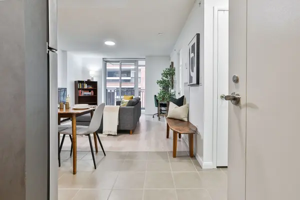 830 Lawrence AVE W #335, Toronto W04, ON M6A 0B6