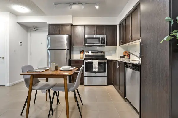 830 Lawrence AVE W #335, Toronto W04, ON M6A 0B6