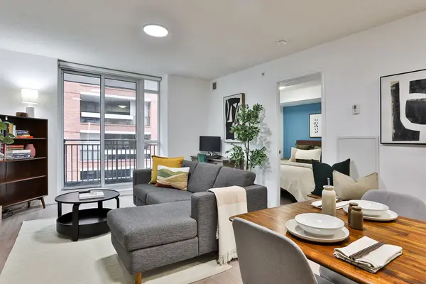 830 Lawrence AVE W #335, Toronto W04, ON M6A 0B6