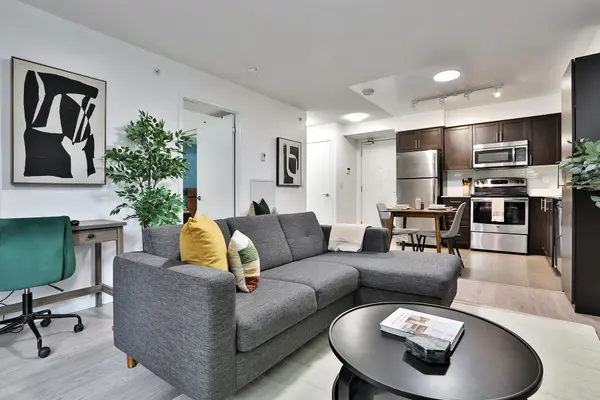 830 Lawrence AVE W #335, Toronto W04, ON M6A 0B6