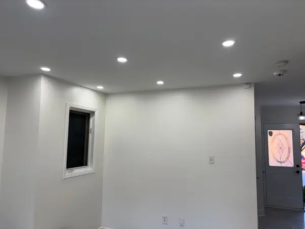 26 Goldenlight CIR, Brampton, ON L6X 4N6