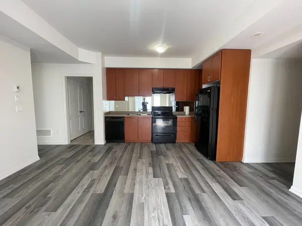 3135 Boxford CRES #16, Mississauga, ON L5M 0X1