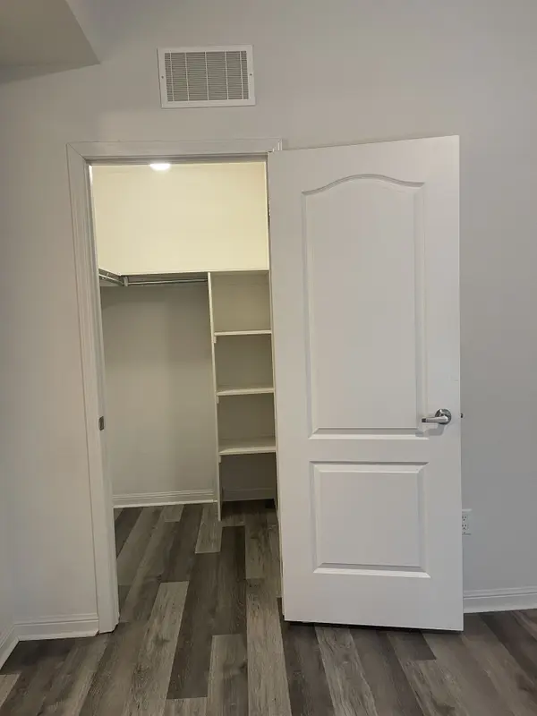 3135 Boxford CRES #16, Mississauga, ON L5M 0X1