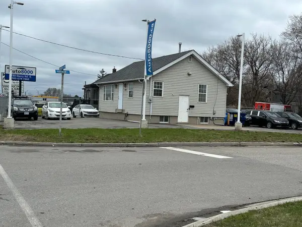 2789 Derry RD E, Mississauga, ON L4T 1A3