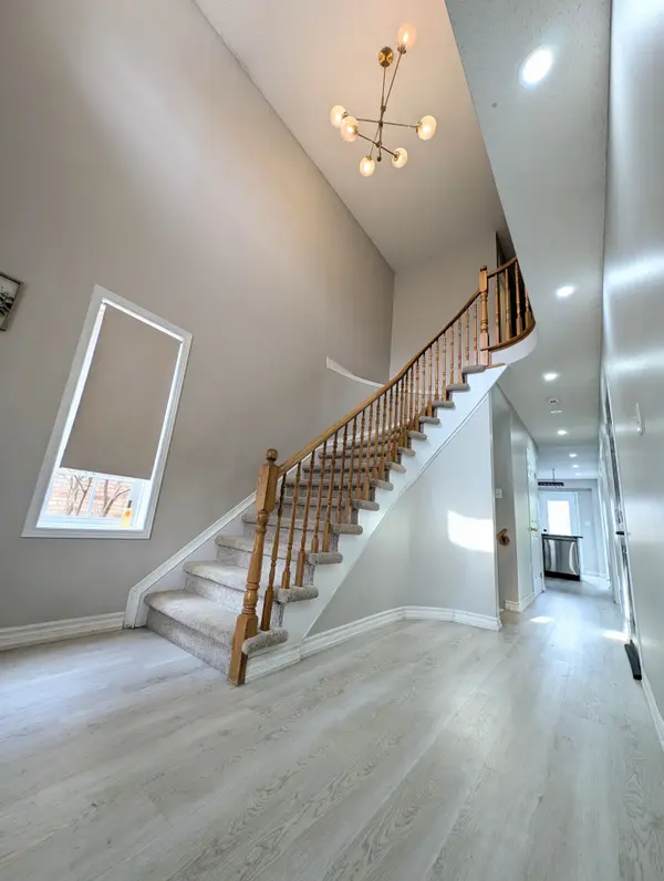 1411 Tobyn DR, Burlington, ON L7M 4V7