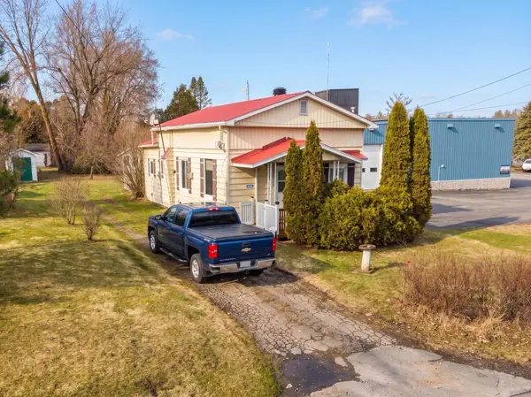 4866 2nd Line RD, South Glengarry, ON K0C 1Z0