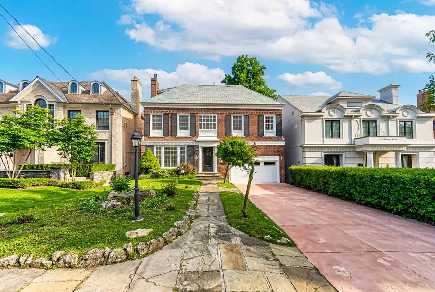 8 Killarney RD, Toronto C03, ON M5P 1L8