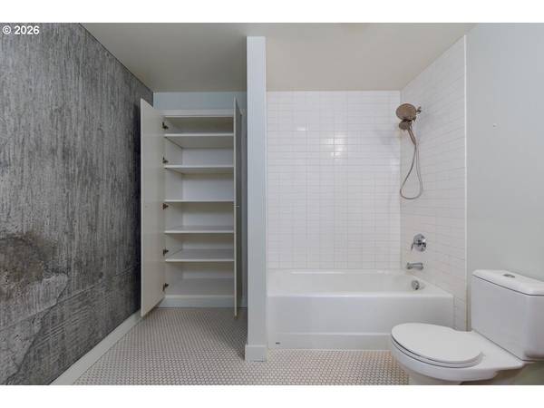 1926 W BURNSIDE ST #1307, Portland, OR 97209