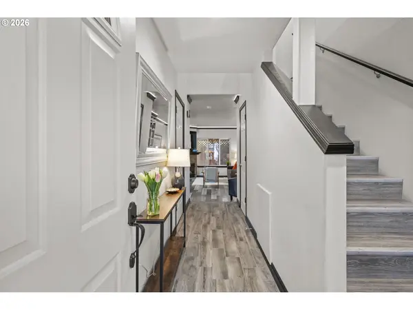 927 SE 193RD AVE, Gresham, OR 97233