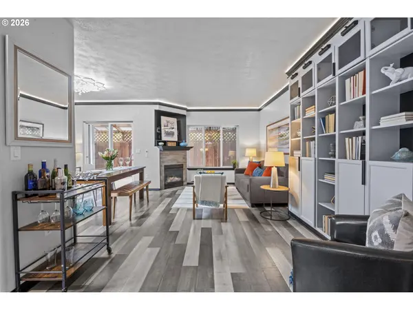 927 SE 193RD AVE, Gresham, OR 97233