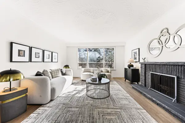 81 Maxome AVE, Toronto C14, ON M2M 3K2