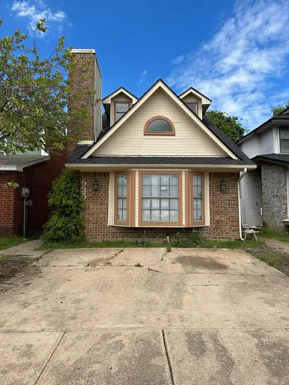 935 Fairbanks Circle, Duncanville, TX 75137