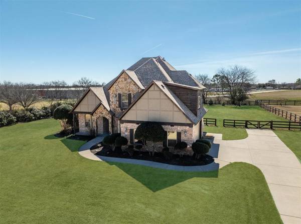 2705 Kerry Court, Denton, TX 76226