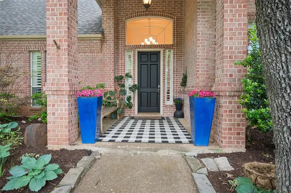 1100 Oakmont Court, Keller, TX 76248