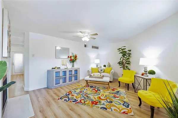 2310 Balsam Drive #B106, Arlington, TX 76006