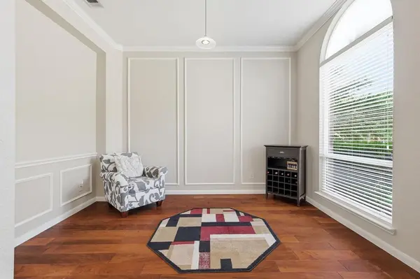 2865 Crestview Drive, Lewisville, TX 75067