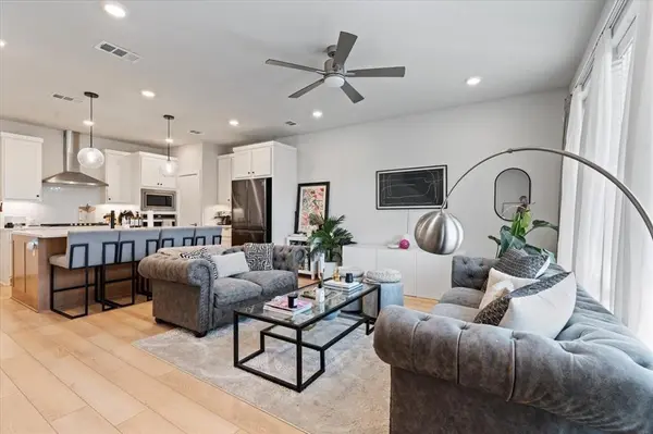 2268 Rook Drive, Dallas, TX 75211