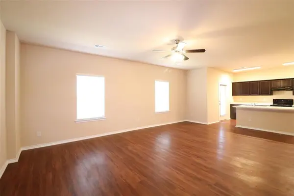 232 Michelle Drive, Grand Prairie, TX 75051