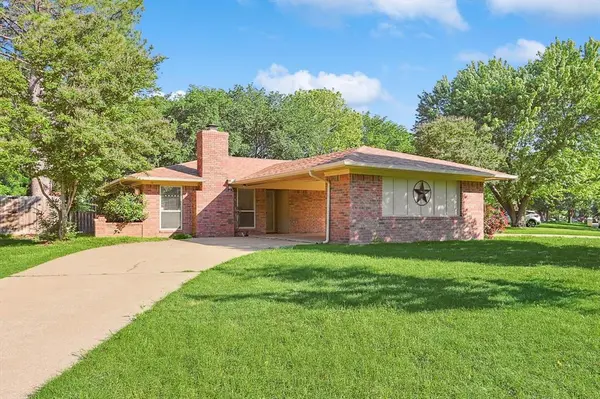 2525 Freedom Lane, Denton, TX 76209