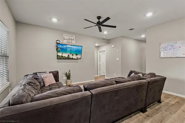 1818 Pecan Valley Drive, Kaufman, TX 75142