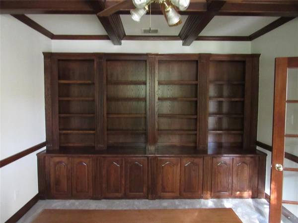 1023 Candlewood Trail, Irving, TX 75063