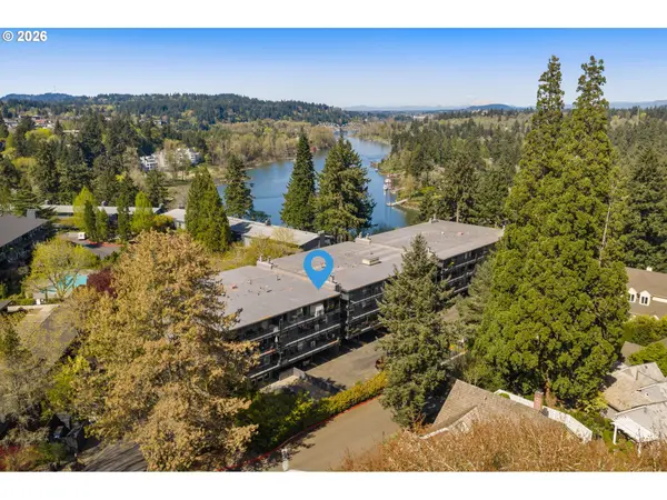 200 BURNHAM RD #402, Lake Oswego, OR 97034