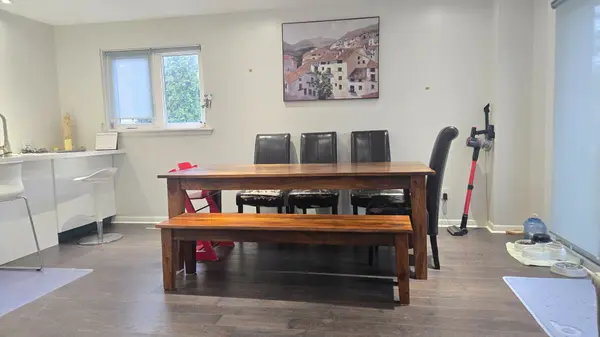 1379 Rock CT, Mississauga, ON L5J 3W5