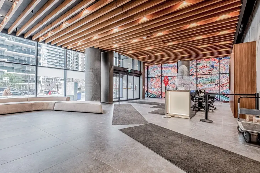 161 Roehampton AVE #507, Toronto C10, ON M4P 1P9