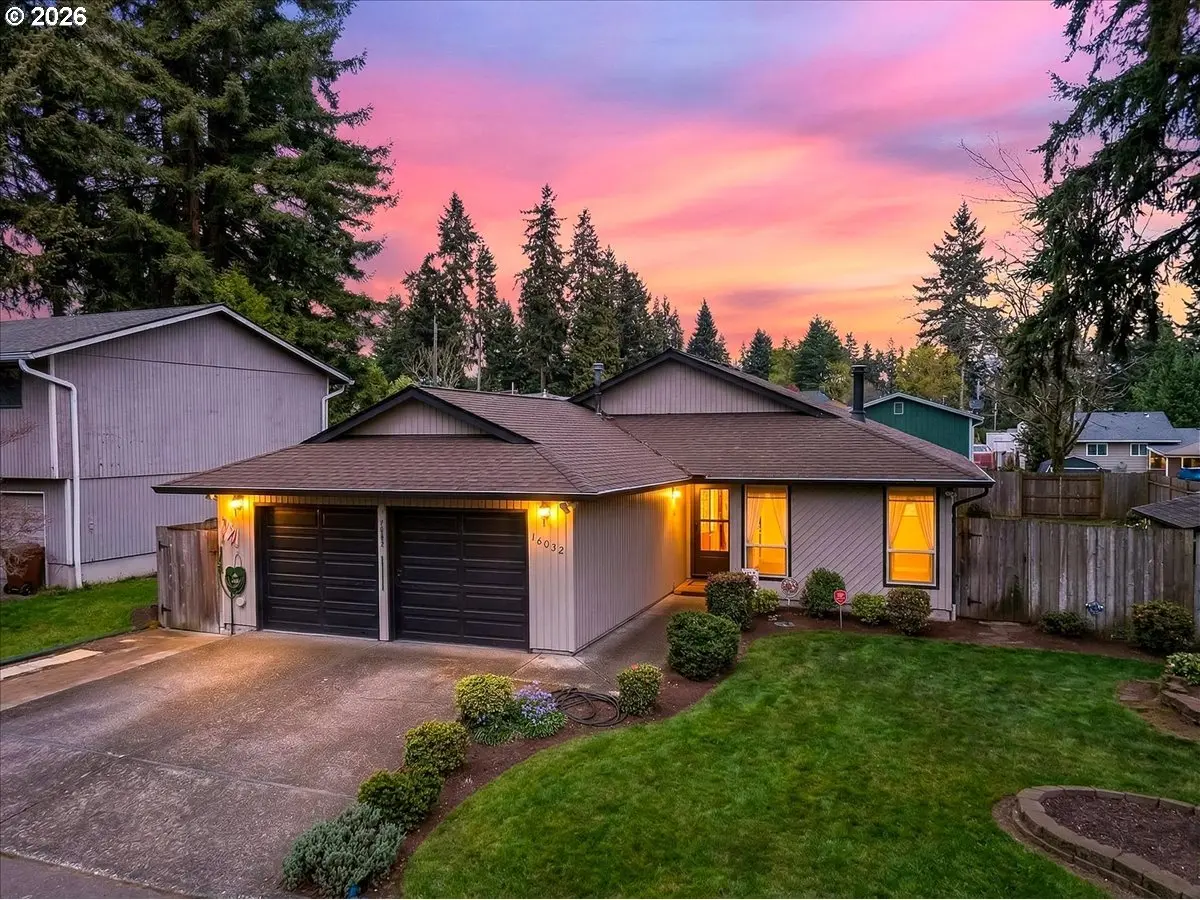 16033 SE RICKSHIRE LN, Milwaukie, OR 97267