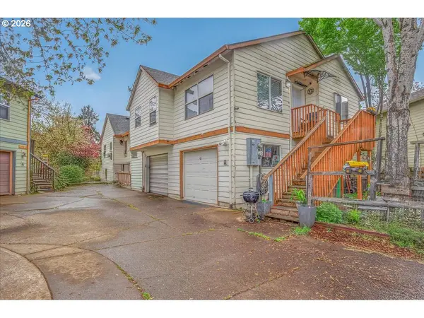11905 11907 SE SCHILLER ST, Portland, OR 97266