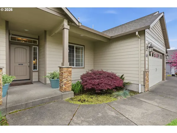 2674 NW MT ASHLAND DR, Mc Minnville, OR 97128