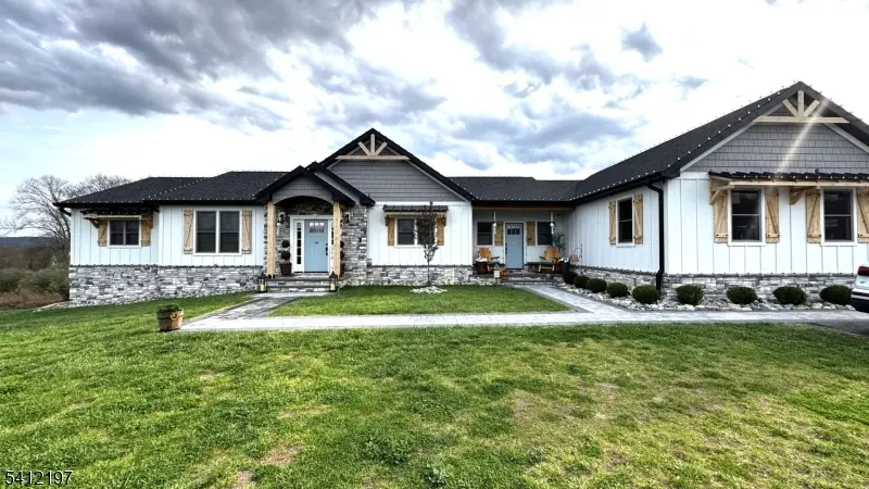 27 Sterling Dr, Wantage Twp., NJ 07461