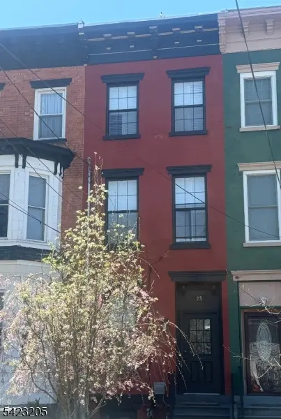 23 Belmont Ave, Jersey City, NJ 07304