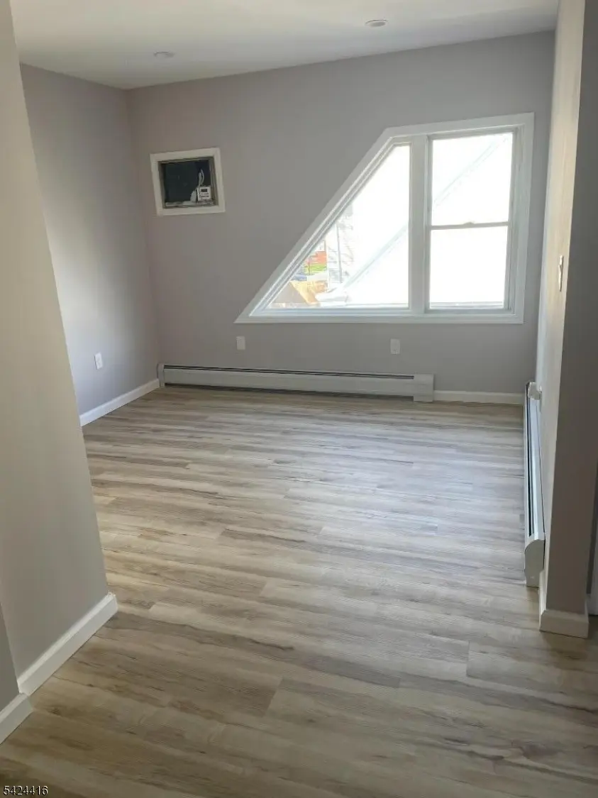 454 E 31St St #2, Paterson City, NJ 07504