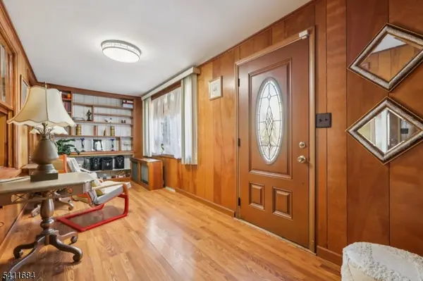 169 E 6Th St, Clifton City, NJ 07011