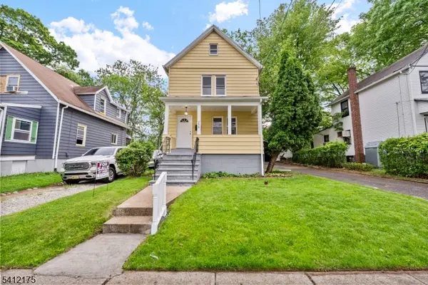 208 E 8Th Ave, Roselle Boro, NJ 07203