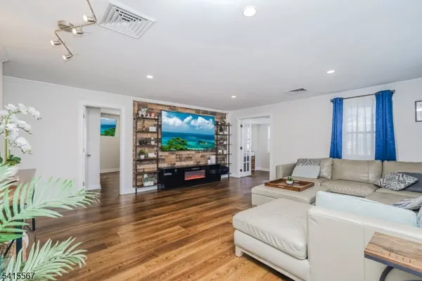 704 Huff Ave, Manville Boro, NJ 08835