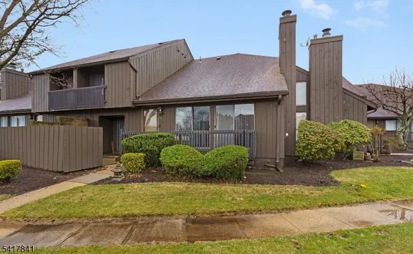 29 Westgate Dr, Edison Twp., NJ 08820