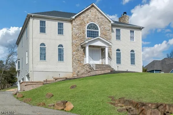 40 Horseneck Rd, Montville Twp., NJ 07045